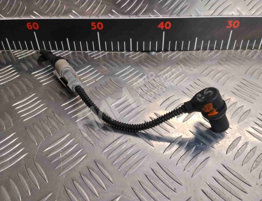 Датчик коленвала Volkswagen Golf V (1K) 2004-2009  Volkswagen Golf Golf V (1K) 2004-2009