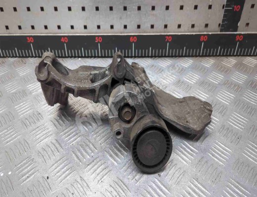 Кронштейн генератора Renault Kangoo I 2003-2007 рестайлинг  Renault Kangoo Kangoo I 2003-2007 рестайлинг