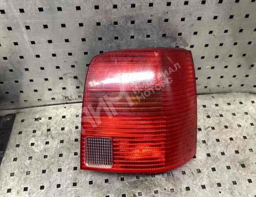Фонарь задний правый Volkswagen Passat B5 (3B) 1996-2000  Volkswagen Passat Passat B5 (3B) 1996-2000