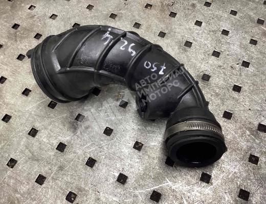 Патрубок воздушного фильтра Ford Fiesta V 2001-2008  Ford Fiesta Fiesta V 2001-2008