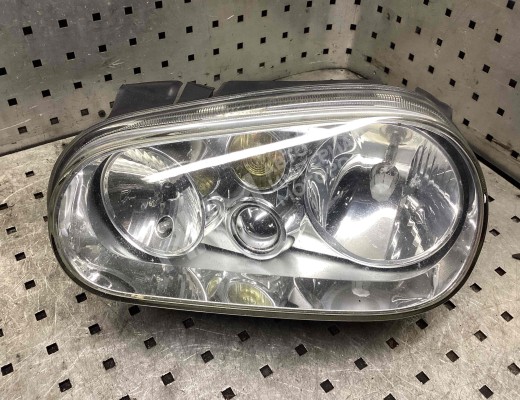 Фара левая Volkswagen Golf IV (1J) 1997-2004  Volkswagen Golf Golf IV (1J) 1997-2004