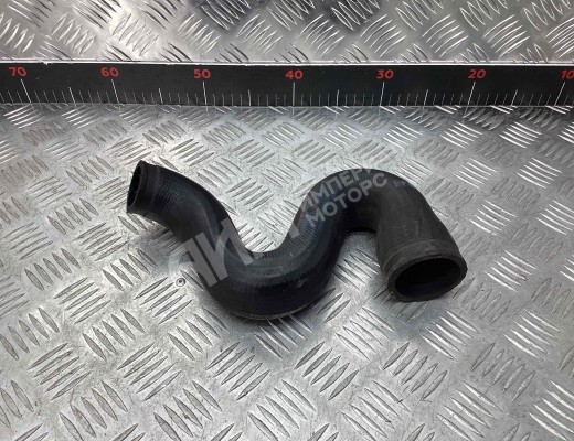 Патрубок интеркулера Audi A4 B5 (8D) 1994-1999  Audi A4 A4 B5 (8D) 1994-1999