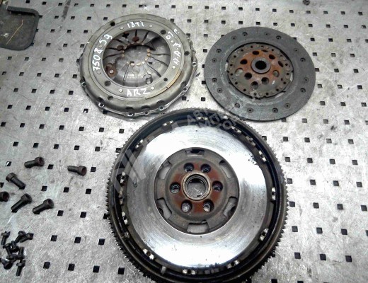 Маховик Audi A3 I (8L) 2000-2003 рестайлинг  Audi A3 A3 I (8L) 2000-2003 рестайлинг