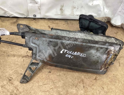 Кулиса Volkswagen Touareg I (7L) 2002-2006  Volkswagen Touareg Touareg I (7L) 2002-2006