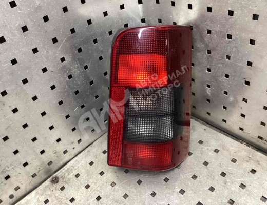 Фонарь задний правый Citroen Berlingo I (MF) 1996-2002  Citroen Berlingo Berlingo I (MF) 1996-2002
