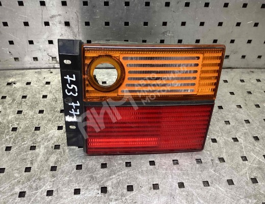 Фонарь крышки багажника правый Volkswagen Vento (1H) 1992-1998  Volkswagen Vento Vento (1H) 1992-1998