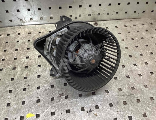 Моторчик печки Citroen Berlingo I (MF) 1996-2002  Citroen Berlingo Berlingo I (MF) 1996-2002