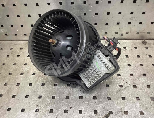 Моторчик печки Mercedes C (W203) 2000-2004  Mercedes C C (W203) 2000-2004