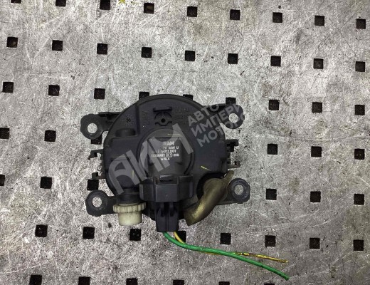 Фара противотуманная левая Peugeot 307 (3A/3H) 2005-2008 рестайлинг  Peugeot 307 307 (3A/3H) 2005-2008 рестайлинг