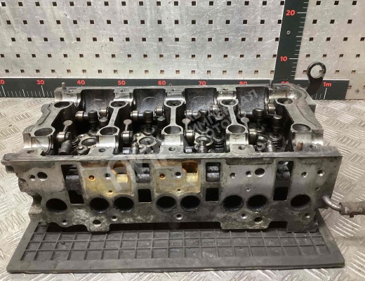 Головка блока цилиндров Audi A4 B7 (8EC, 8ED) 2004-2008  Audi A4 A4 B7 (8EC, 8ED) 2004-2008