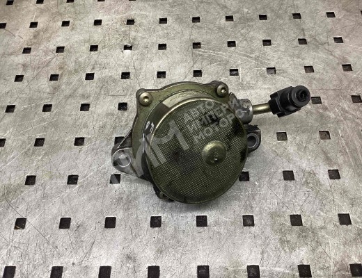 Насос вакуумный Ford Fiesta V 2001-2008  Ford Fiesta Fiesta V 2001-2008