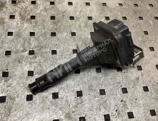 Катушка зажигания Audi A4 B5 (8D) 1994-1999  Audi A4 A4 B5 (8D) 1994-1999
