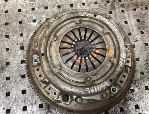 Комплект сцепления Ford Fiesta IV 1996-2001  Ford Fiesta Fiesta IV 1996-2001