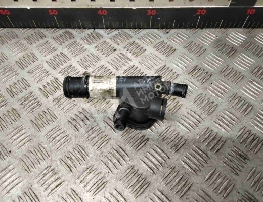 Фланец (тройник) системы охлаждения Volkswagen Touran I (1T) 2006-2010 рестайлинг  Volkswagen Touran Touran I (1T) 2006-2010 рестайлинг