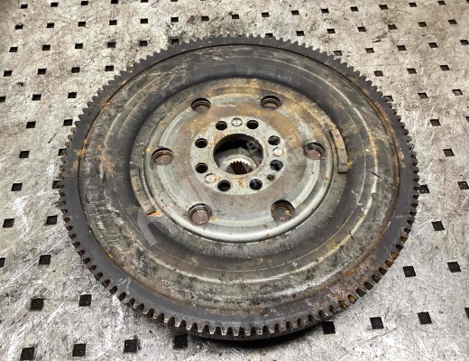 Маховик Audi A4 B6 (8EC, 8E5) 2000-2004  Audi A4 A4 B6 (8EC, 8E5) 2000-2004