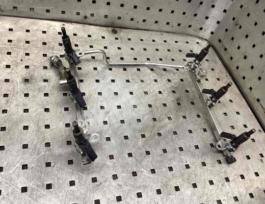 Форсунка Mercedes R (W251) 2005-2017  Mercedes R R (W251) 2005-2017