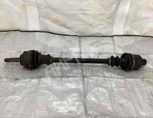 Полуось передняя правая (приводной вал, ШРУС) Renault Clio II 1998-2005  Renault Clio Clio II 1998-2005