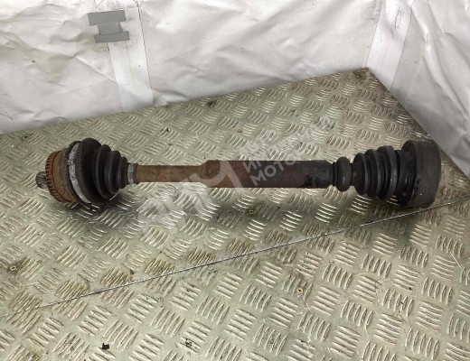 Полуось передняя левая (приводной вал, ШРУС) Audi A4 B5 (8D) 1994-1999  Audi A4 A4 B5 (8D) 1994-1999