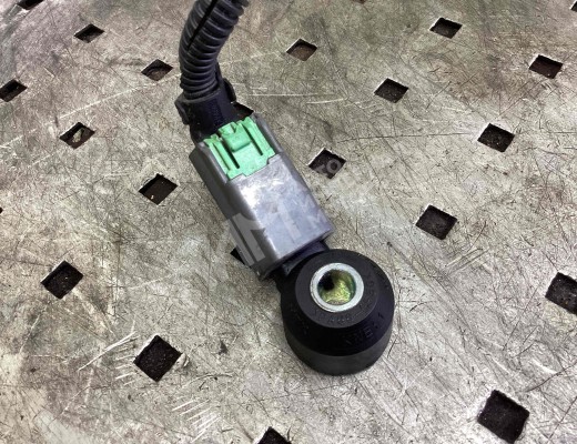 Датчик детонации Fiat G. Punto (199) 2005-2011  Fiat Grande Punto G. Punto (199) 2005-2011