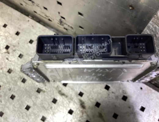 Блок управления двигателем Renault Megane II 2002-2006  Renault Megane Megane II 2002-2006