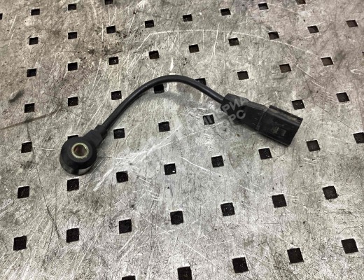 Датчик детонации Volkswagen Polo IV (9N) 2001-2005  Volkswagen Polo Polo IV (9N) 2001-2005