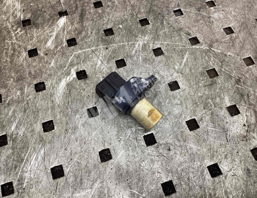 Датчик коленвала Kia Carens I (FJ) 2002-2006 рестайлинг  Kia Carens Carens I (FJ) 2002-2006 рестайлинг