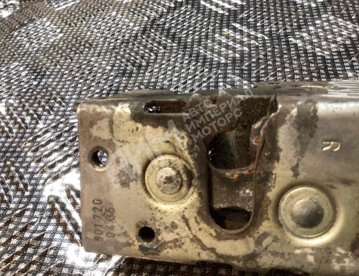 Замок двери передней правой Mercedes Vito I (W638) 1996-2003  Mercedes Vito Vito I (W638) 1996-2003