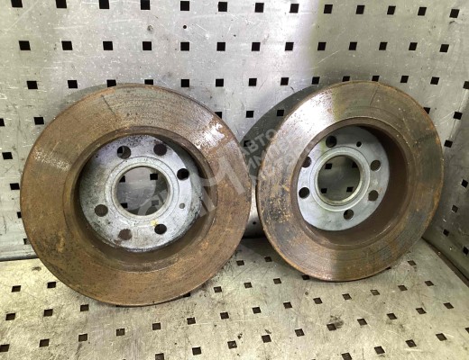 Диск тормозной задний Fiat G. Punto (199) 2005-2011  Fiat Grande Punto G. Punto (199) 2005-2011