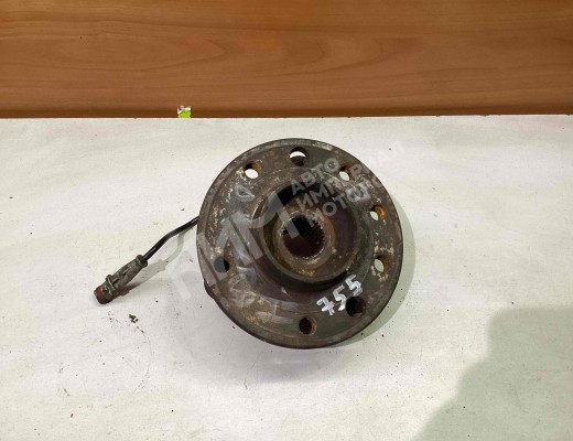 Ступица передняя правая Opel Astra H 2007-2010 рестайлинг  Opel Astra Astra H 2007-2010 рестайлинг