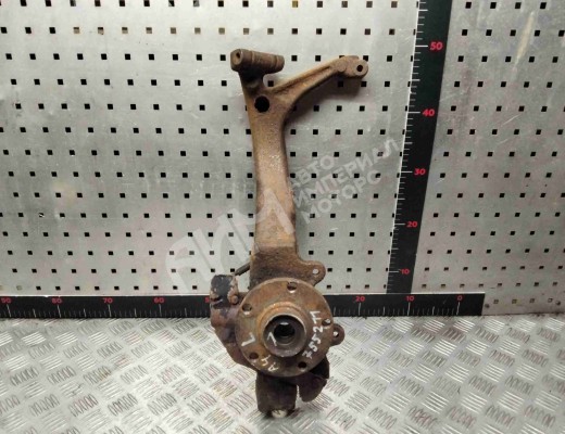 Кулак поворотный левый Audi A4 B5 (8D) 1994-1999  Audi A4 A4 B5 (8D) 1994-1999