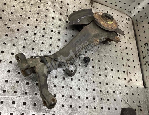 Кулак поворотный правый Audi A6 Allroad C5 (4BH) 2000-2005  Audi A6 Allroad A6 Allroad C5 (4BH) 2000-2005