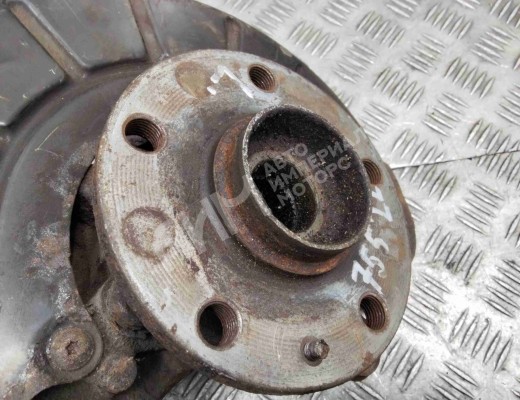 Ступица передняя левая Skoda Superb II (3T) 2008-2013  Skoda Superb Superb II (3T) 2008-2013