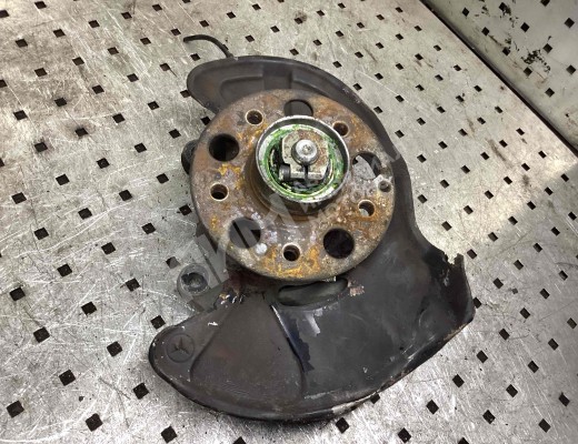 Ступица передняя правая Mercedes C (W203) 2000-2004  Mercedes C C (W203) 2000-2004
