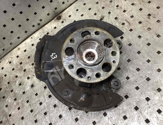 Ступица передняя левая Mercedes A (W168) 1997-2004  Mercedes A A (W168) 1997-2004