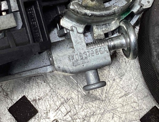 Ручка наружная передняя левая Volkswagen Golf+ V (5M) 2005-2014  Volkswagen Golf Plus Golf+ V (5M) 2005-2014