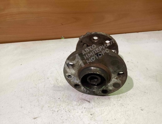 Ступица задняя Volkswagen Caddy III (2K) 2004-2010  Volkswagen Caddy Caddy III (2K) 2004-2010