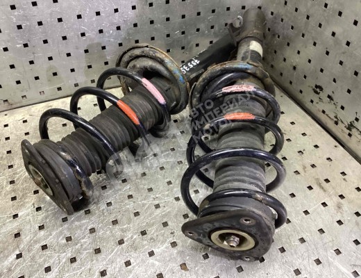 Стойка передняя левая Ford Focus II 2005-2008  Ford Focus Focus II 2005-2008