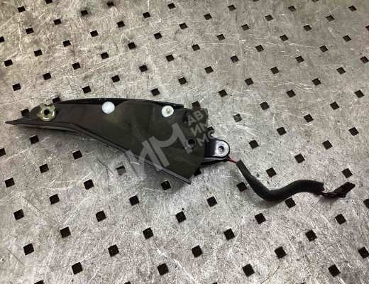 Заглушка зеркала правого Volkswagen Golf+ V (5M) 2005-2014  Volkswagen Golf Plus Golf+ V (5M) 2005-2014