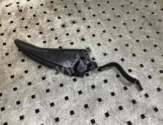 Заглушка зеркала правого Volkswagen Golf+ V (5M) 2005-2014  Volkswagen Golf Plus Golf+ V (5M) 2005-2014