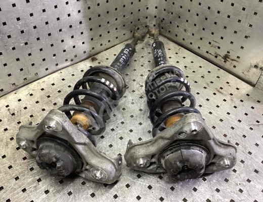 Стойка передняя левая Audi A4 B7 (8EC, 8ED) 2004-2008  Audi A4 A4 B7 (8EC, 8ED) 2004-2008