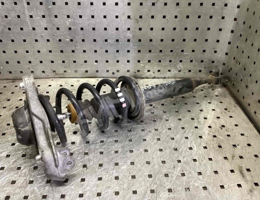 Стойка передняя левая Audi A4 B7 (8EC, 8ED) 2004-2008  Audi A4 A4 B7 (8EC, 8ED) 2004-2008