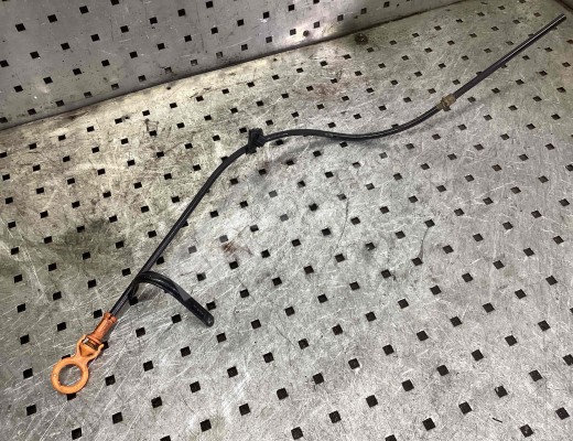 Щуп двигателя Volkswagen Polo IV (9N) 2001-2005  Volkswagen Polo Polo IV (9N) 2001-2005