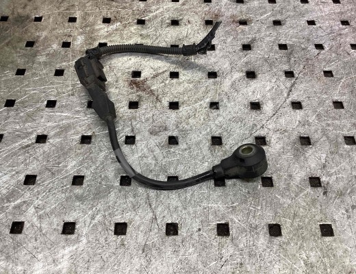 Датчик детонации Volkswagen Polo IV (9N) 2001-2005  Volkswagen Polo Polo IV (9N) 2001-2005