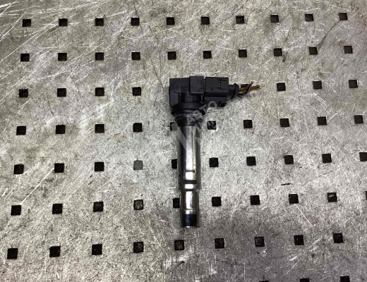 Катушка зажигания Volkswagen Polo IV (9N) 2001-2005  Volkswagen Polo Polo IV (9N) 2001-2005
