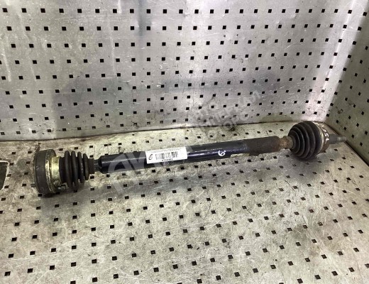 Полуось передняя правая (приводной вал, ШРУС) Skoda Octavia A4 Tour (1U) 1996-2010  Skoda Octavia Octavia A4 Tour (1U) 1996-2010