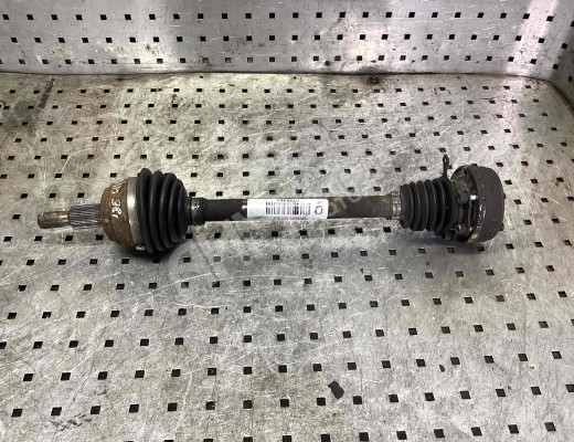 Полуось передняя левая (приводной вал, ШРУС) Volkswagen Golf IV (1J) 1997-2004  Volkswagen Golf Golf IV (1J) 1997-2004