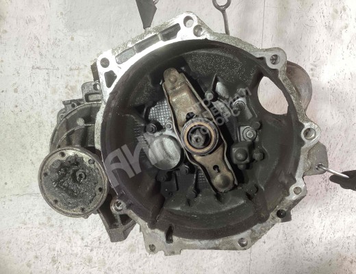 КПП механическая (МКПП) 6-ступенчатая Volkswagen Golf+ V (5M) 2005-2014  Volkswagen Golf Plus Golf+ V (5M) 2005-2014