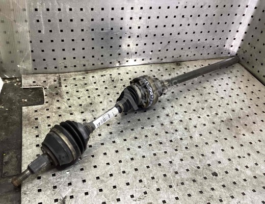 Полуось передняя правая (приводной вал, ШРУС) Volkswagen Touareg I (7L) 2002-2006  Volkswagen Touareg Touareg I (7L) 2002-2006