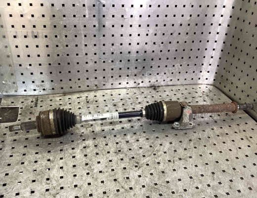 Полуось передняя правая (приводной вал, ШРУС) Renault Kangoo II 2007-2021  Renault Kangoo Kangoo II 2007-2021