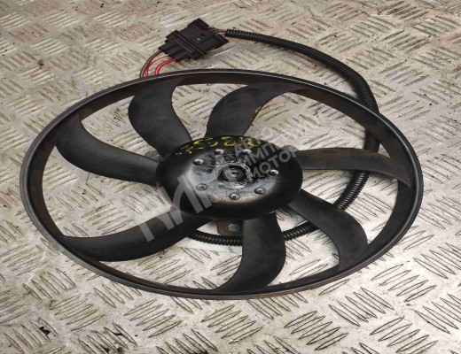 Вентилятор кондиционера Audi A3 I (8L) 2000-2003 рестайлинг  Audi A3 A3 I (8L) 2000-2003 рестайлинг